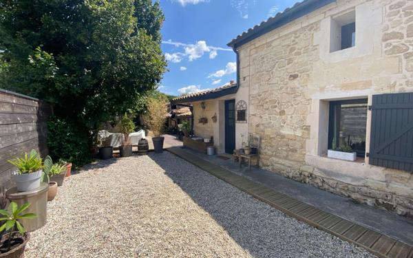 Maison à vendre    6 pièces • 135 m2 Izon