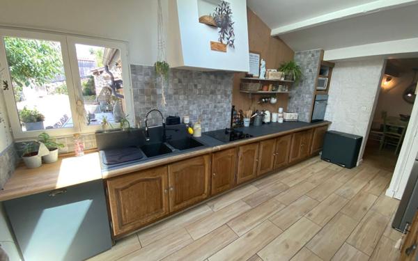 Maison à vendre    6 pièces • 135 m2 Izon