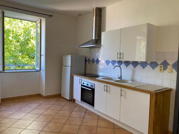 Appartement à louer à Villeneuve-de-Berg (07170)