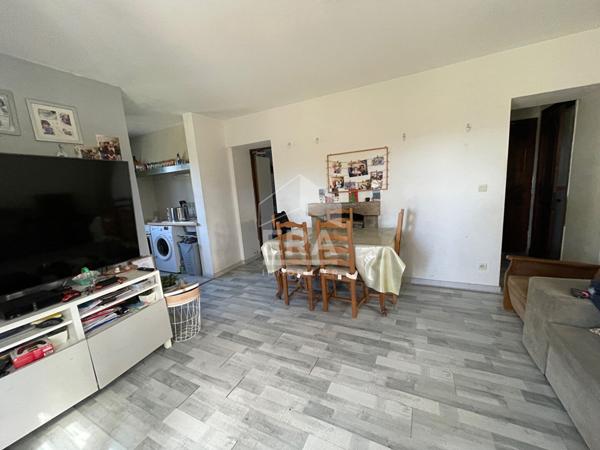 Maison Taradeau 8 pièce(s) / deux habitations