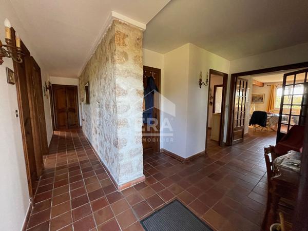 Maison Taradeau 8 pièce(s) / deux habitations