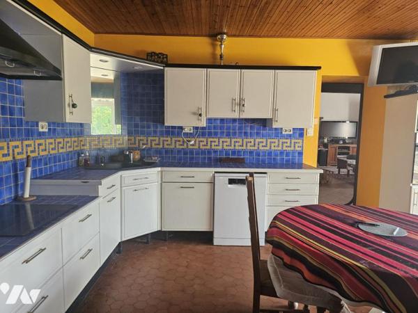 Maison à rénover avec piscine