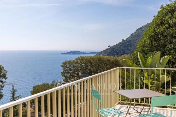 Villa moderne, Èze bord-de-Mer, avec vue panoramique