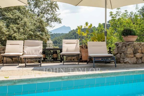 Bastide du XIXᵉ siècle avec maison d’amis, piscine et 1,3 hectare – Vue Sainte-Victoire, Aix-en-Provence