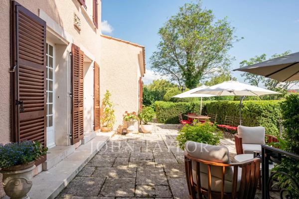 Bastide du XIXᵉ siècle avec maison d’amis, piscine et 1,3 hectare – Vue Sainte-Victoire, Aix-en-Provence