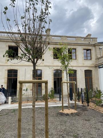 T5 en Pierre avec Jardin/Parkings - Proche Bourg