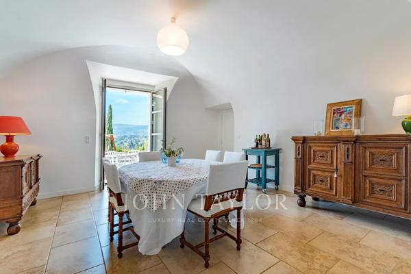 Magnifique Bastide provençale avec vue panoramique