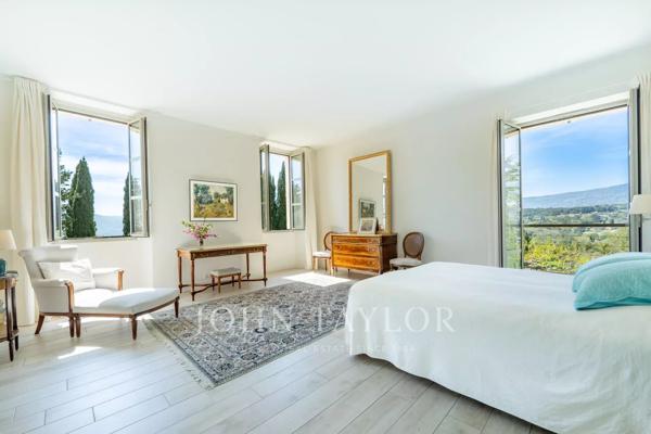 Magnifique Bastide provençale avec vue panoramique