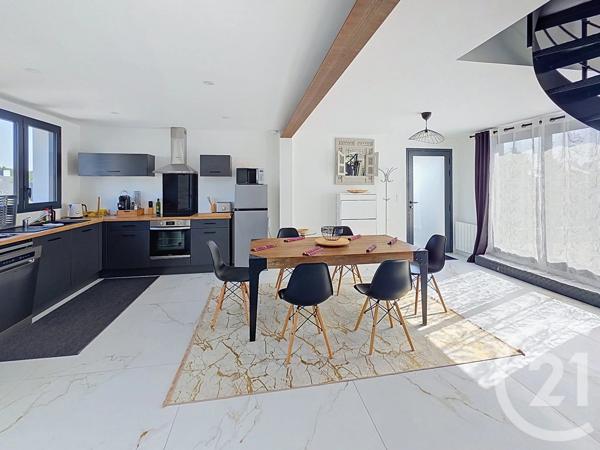 Appartement F4 à vendre  4 pièces - 92,42 m 2   PLOEMEUR  - 56
