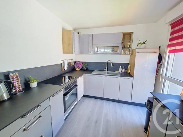 Appartement F4 à vendre  4 pièces - 92,42 m 2   PLOEMEUR  - 56