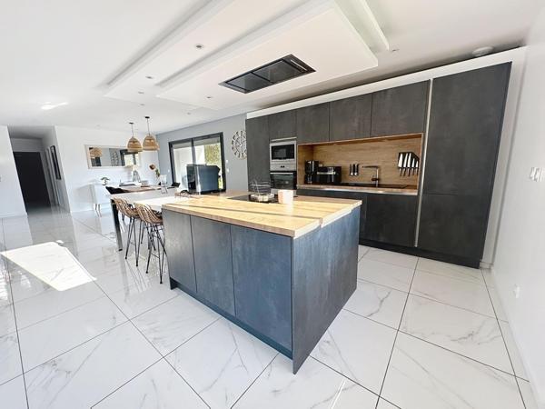 Belle maison de 149 m2, trois chambres dont une suite parentale