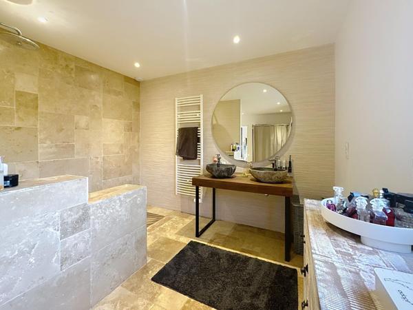 Belle maison de 149 m2, trois chambres dont une suite parentale