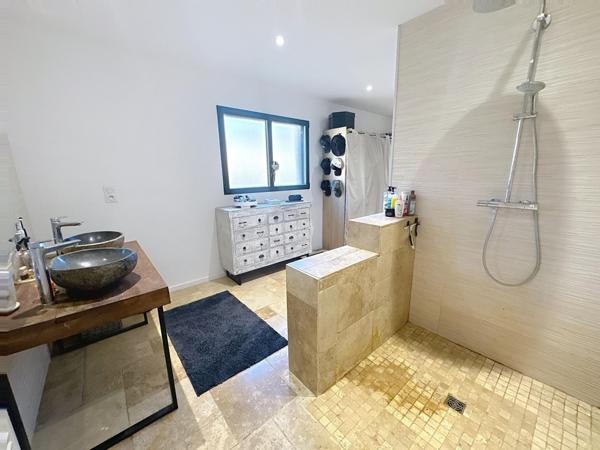 Belle maison de 149 m2, trois chambres dont une suite parentale