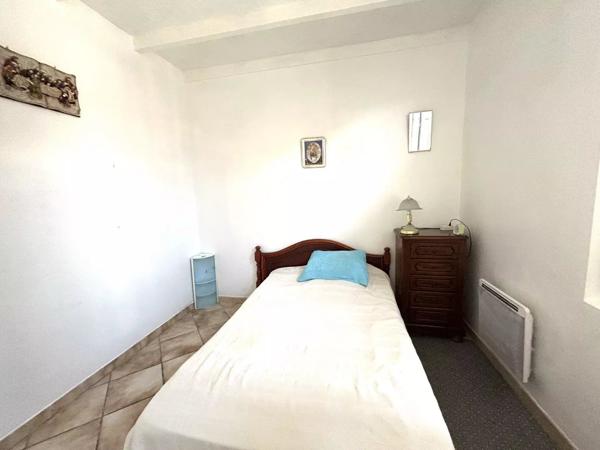 Vente                                                      Villa
                        
                     4 pièces                      98 m2                     à Golfe-Juan