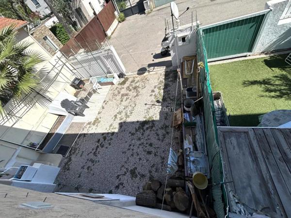 Vente                                                      Villa
                        
                     4 pièces                      98 m2                     à Golfe-Juan