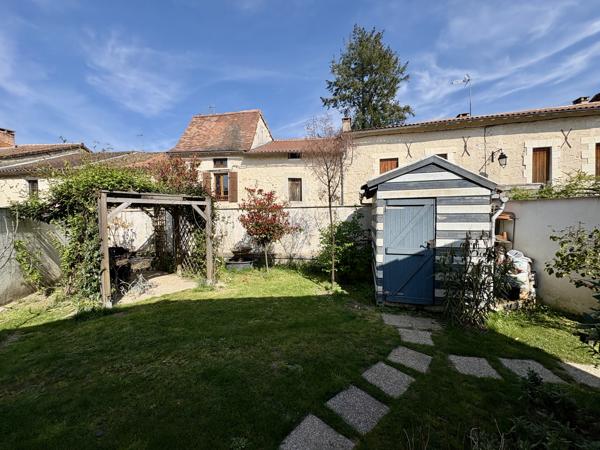 Maison à vendre à Saint-Pardoux-la-Rivière (24470) - Dordogne