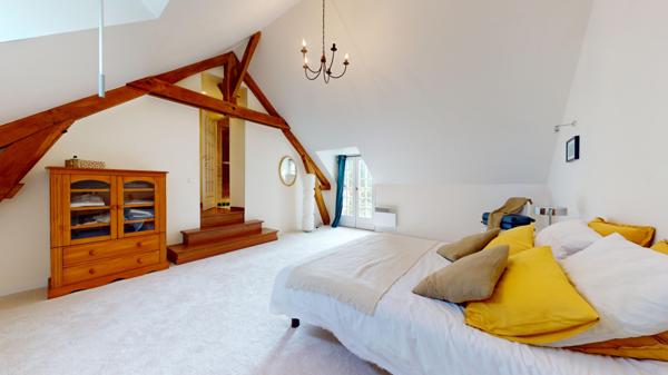 Courcelles-de-Touraine (37330) Propriété avec parc de plus de 5 hectares COURCELLES DE TOURAINE