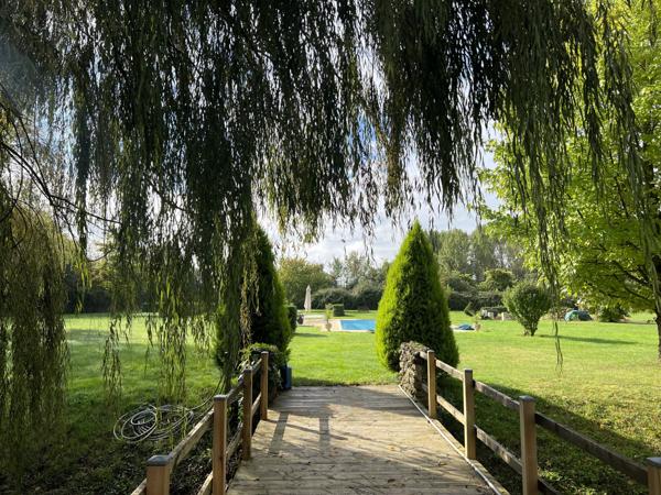 Courcelles-de-Touraine (37330) Propriété avec parc de plus de 5 hectares COURCELLES DE TOURAINE