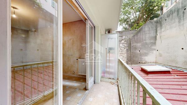 NICE - FLEURS : F1 AVEC BALCON AU CALME