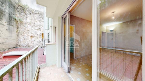 NICE - FLEURS : F1 AVEC BALCON AU CALME