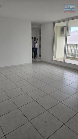 À vendre Saint-André appartement T3