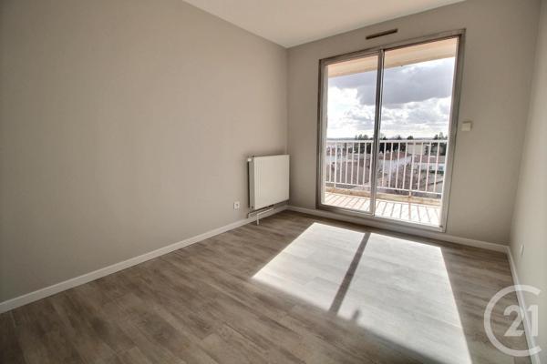 Appartement F3 à vendre  3 pièces - 65,56 m2 MONTLUEL - 01