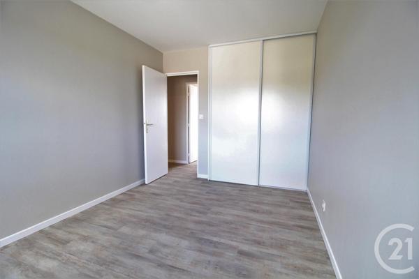 Appartement F3 à vendre  3 pièces - 65,56 m2 MONTLUEL - 01