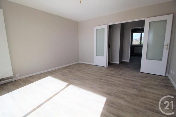 Appartement F3 à vendre  3 pièces - 65,56 m2 MONTLUEL - 01
