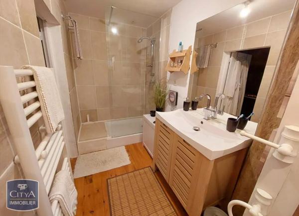 Maison à vendre 11 pièces 374m²