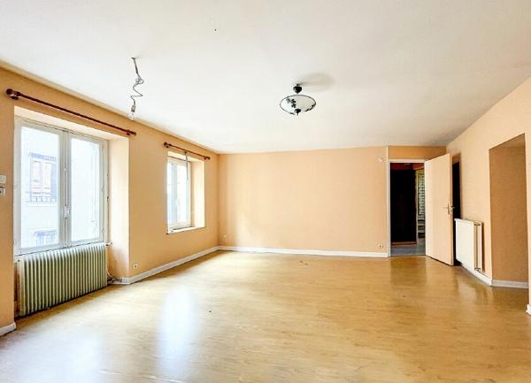 Maison à vendre  3 pièces • 205 m2 Aurillac