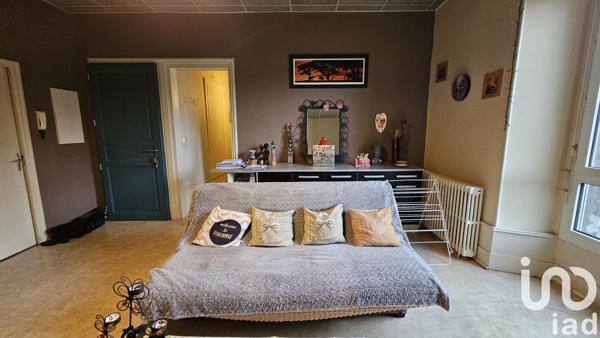 Building for sale 265 m² Vic-sur-Cère