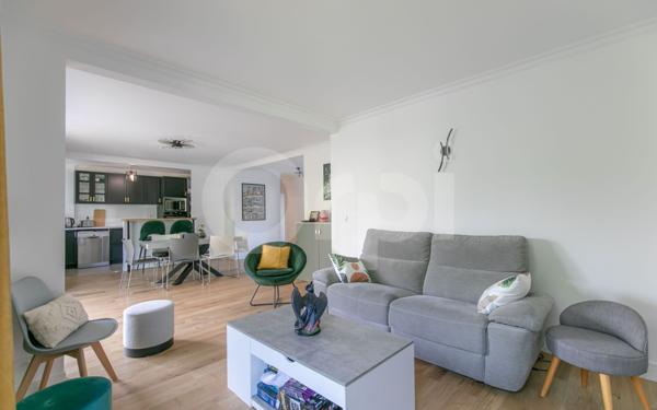 Appartement à vendre    4 pièces • 85,67 m2 Saint-Maur-des-Fossés