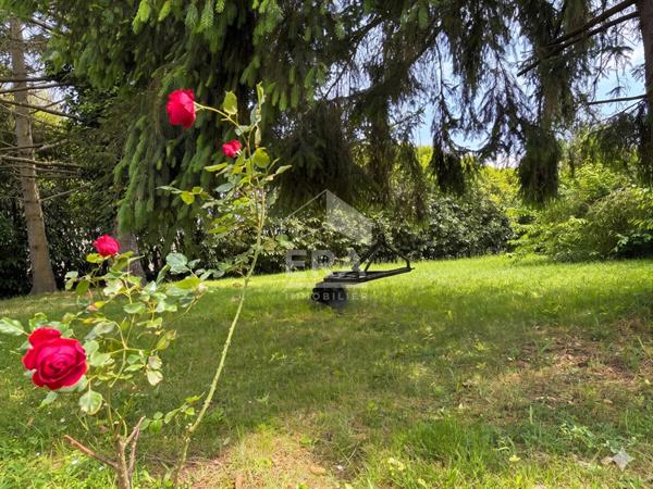 Maison à vendre à Crespières - 8 pièces, 150 m²
