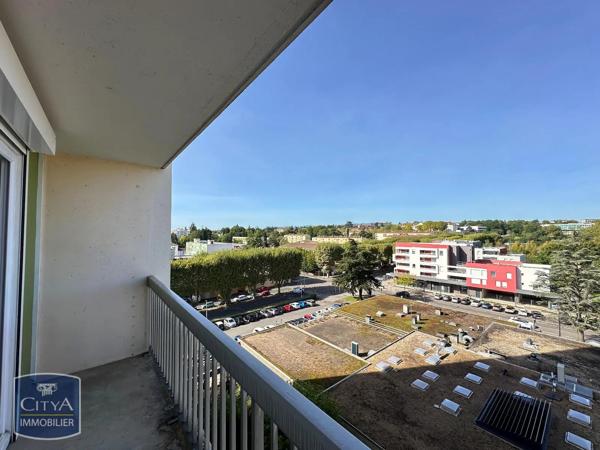 Appartement à louer 2 pièces 48.42m² Mâcon (71000)