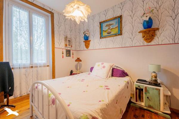 Maison à vendre |                                       Ussel |                                        4 pièces  |  107 m²