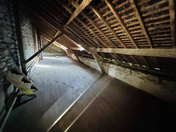 ✨ Grange de caractère à réinventer à moins de 10 min de Rennes –✨