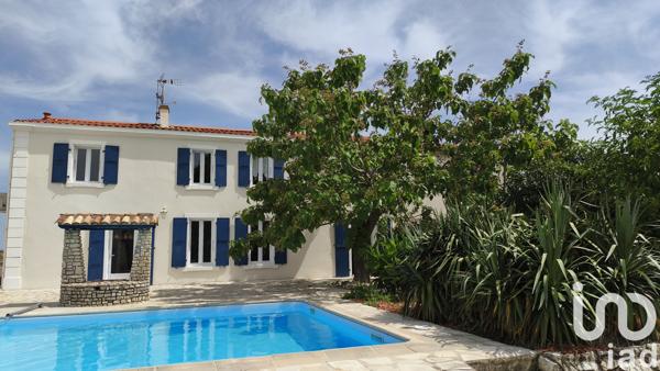 Maison à vendre 8 pièces 317 m² Sainte-Soulle