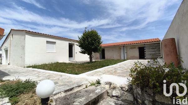 Maison à vendre 8 pièces 317 m² Sainte-Soulle