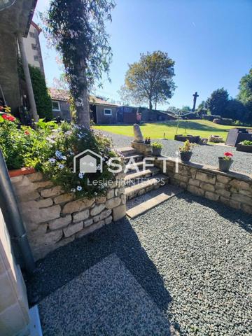 Propriété rénovée avec souplex et jardin