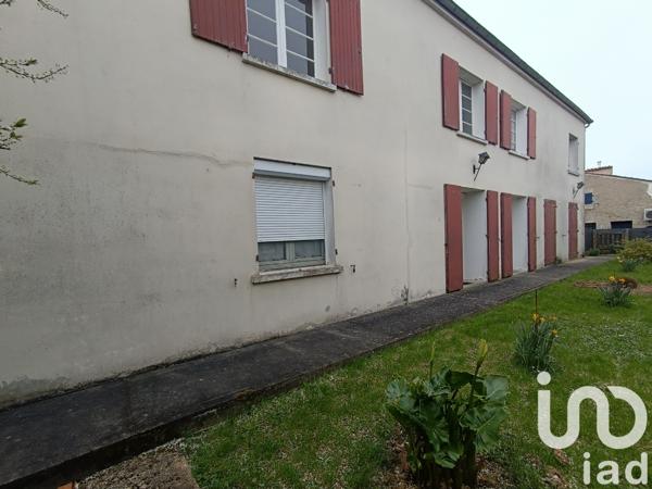 Immeuble à vendre 601 m² Taugon