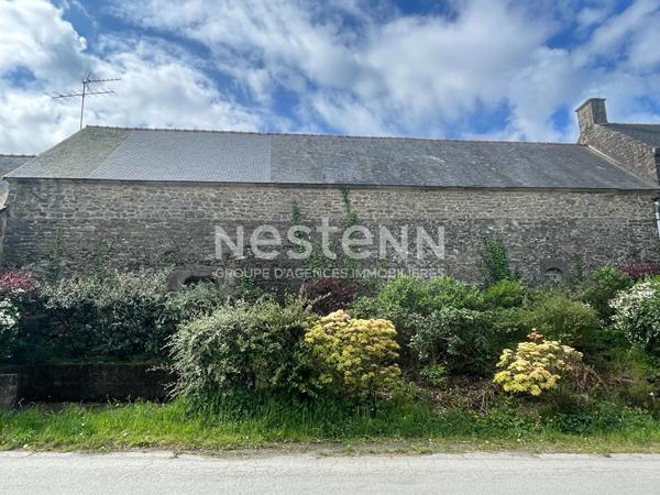 Maison en pierre à rénover à vendre à Sulniac centre