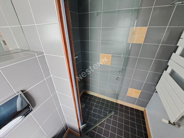 LE CHARME D'UNE BELLE DEMEURE CONCARNOISE FACE AU PORT DE PLAISANCE