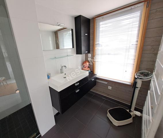 LE CHARME D'UNE BELLE DEMEURE CONCARNOISE FACE AU PORT DE PLAISANCE