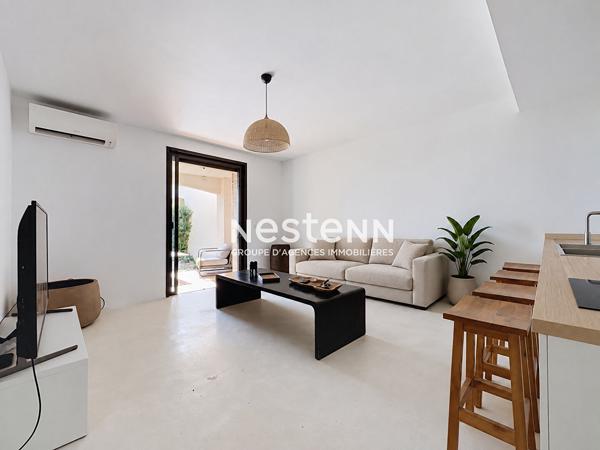 Golfe-Juan - 2P - 40m² - Rez-de-Jardin 96m² - Vue mer - Garage - Sud