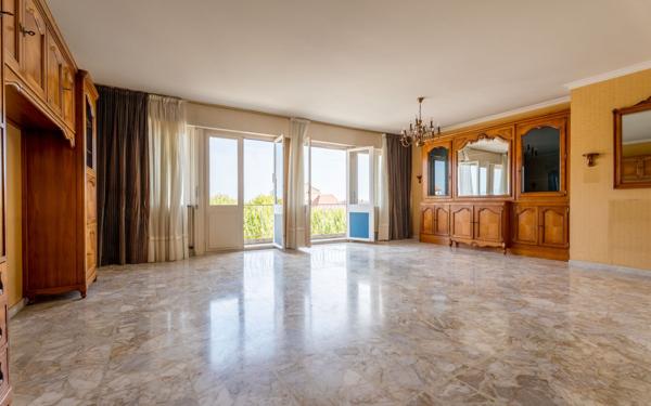 Appartement à vendre    4 pièces • 128,55 m2 Villefranche-sur-Saône