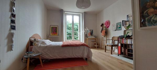 Maison La Guerche De Bretagne 12 pièce(s) 260 m2