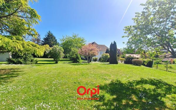 Maison à vendre    7 pièces • 149,38 m2 Néris-les-Bains