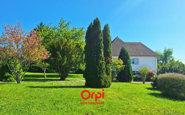 Maison à vendre    7 pièces • 149,38 m2 Néris-les-Bains