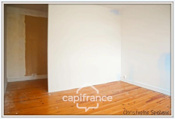 Maison à vendre 4 pièces, terrain, double garage, ARCONSAT (63)