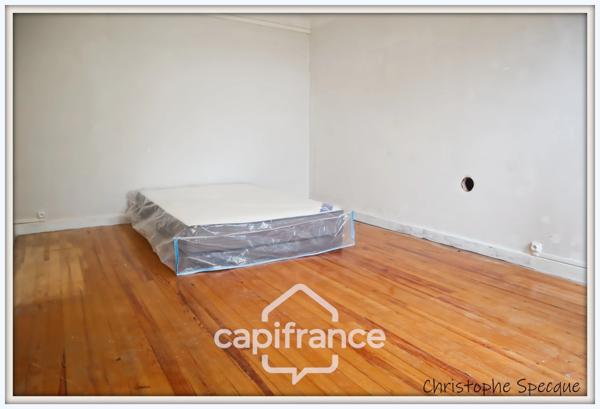 Maison à vendre 4 pièces, terrain, double garage, ARCONSAT (63)